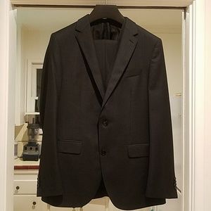 Hugo Boss 40R 3 Piece Suit